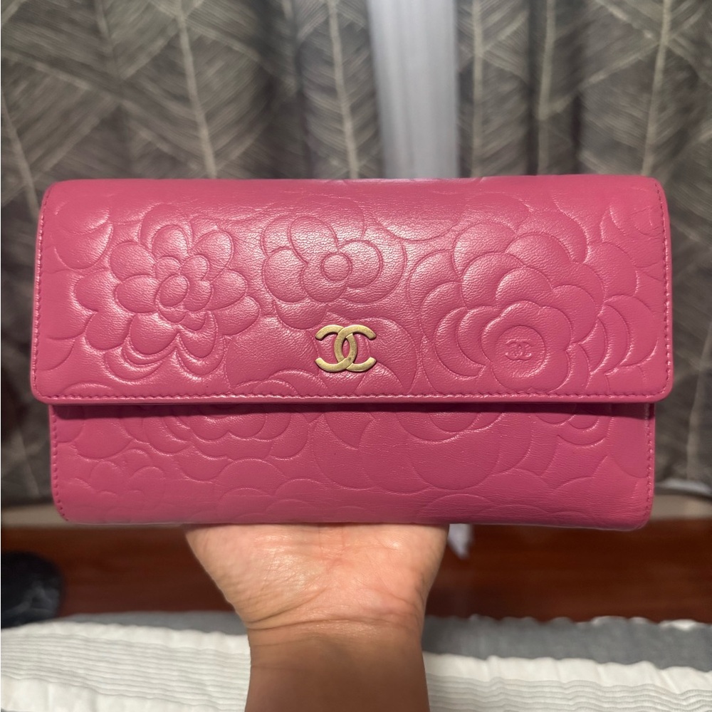 Chanel Pink Floral Embossed Camellia Wallet